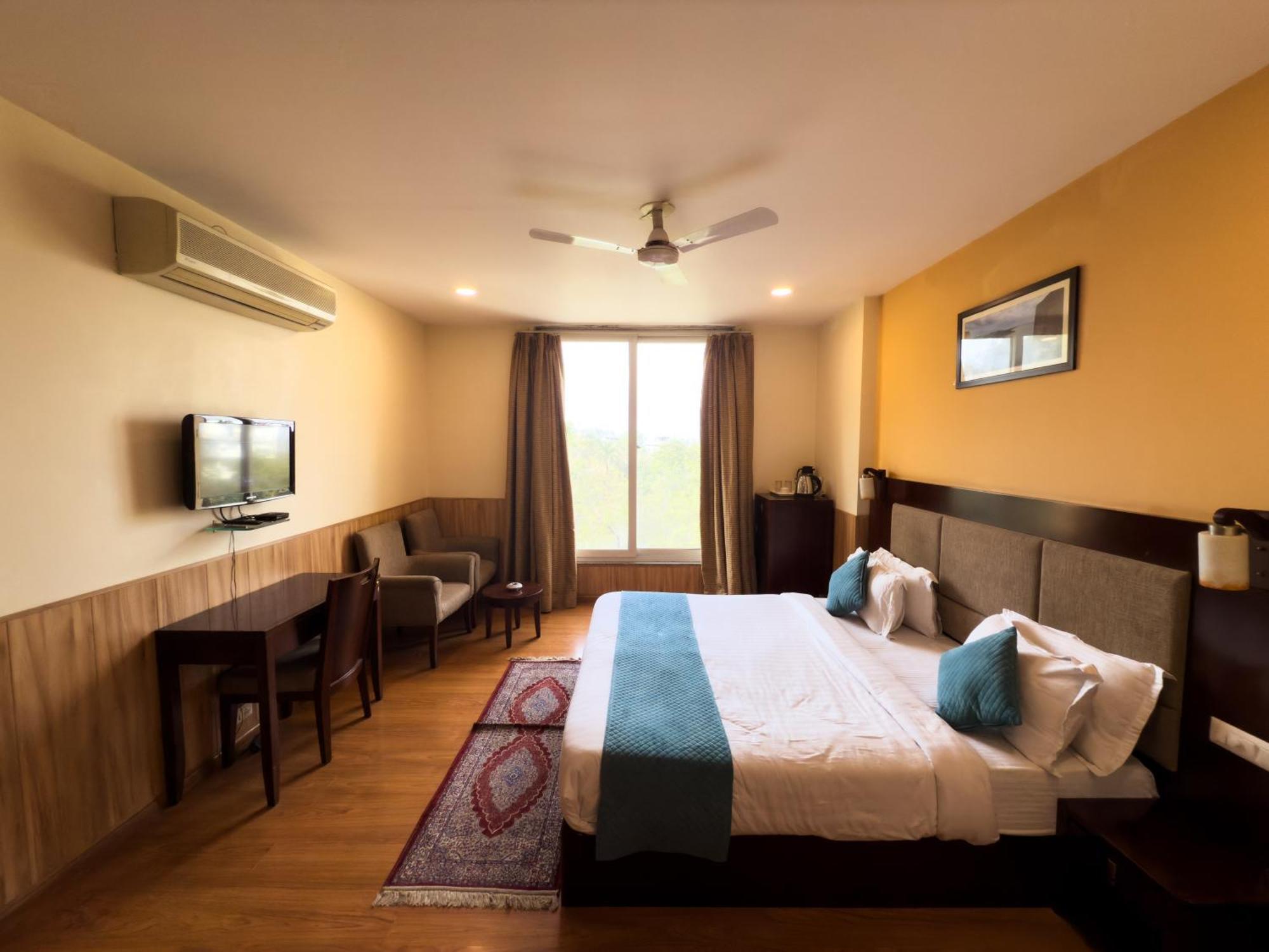 Hotel Royal Palm - A Budget Hotel In Udaipur Eksteriør billede