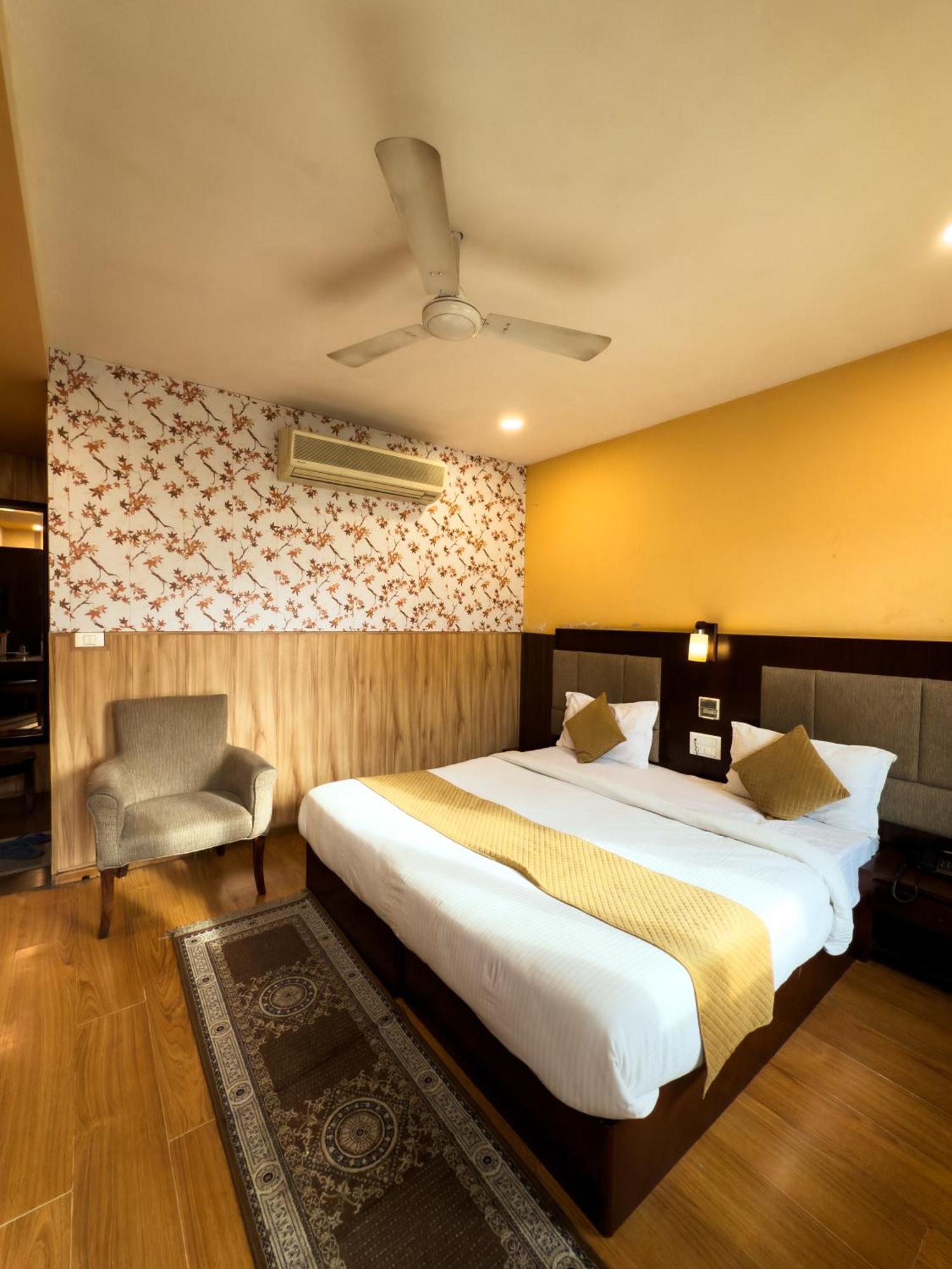 Hotel Royal Palm - A Budget Hotel In Udaipur Eksteriør billede