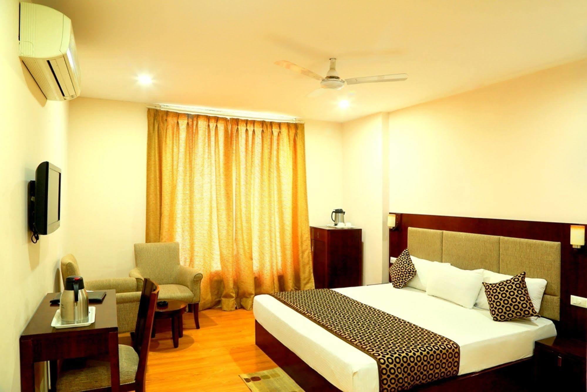 Hotel Royal Palm - A Budget Hotel In Udaipur Eksteriør billede